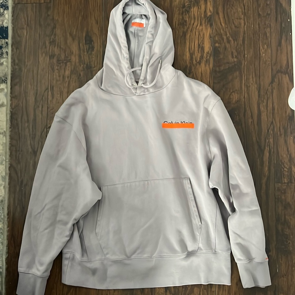 Calvin Klein x Heron Preston Collab Hoodie
Hue Gray 
Worn x1
Size: Large